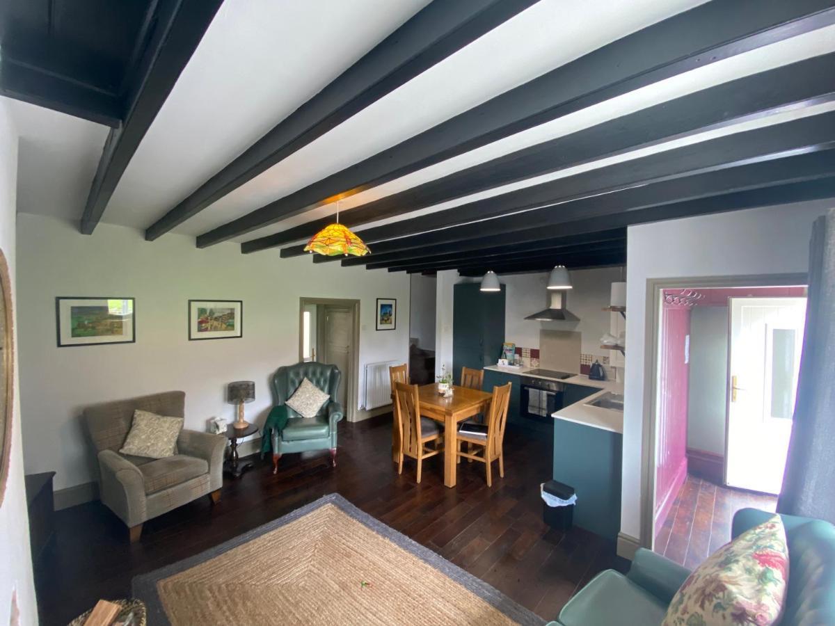 Work And Relax - Fast Wifi, Fireplace & Near Pub Newton Aycliffe Exterior photo