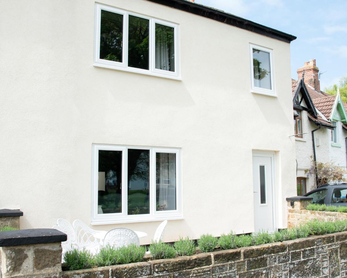Work And Relax - Fast Wifi, Fireplace & Near Pub Newton Aycliffe Exterior photo